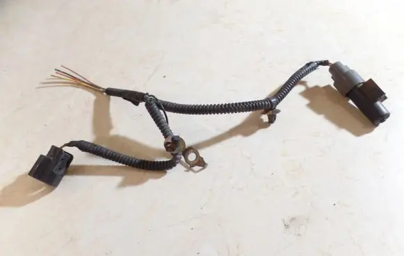 Honda FR-V Headlight/headlamp wiring loom/harness 