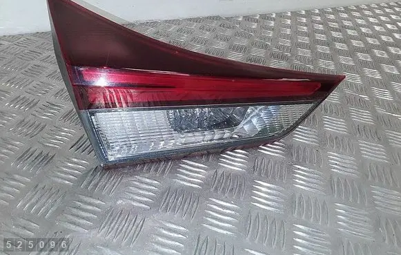 Toyota Auris E180 Tailgate rear/tail lights 02344