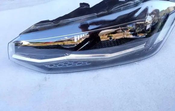 Volkswagen Polo VI Headlight/headlamp 2G1941035