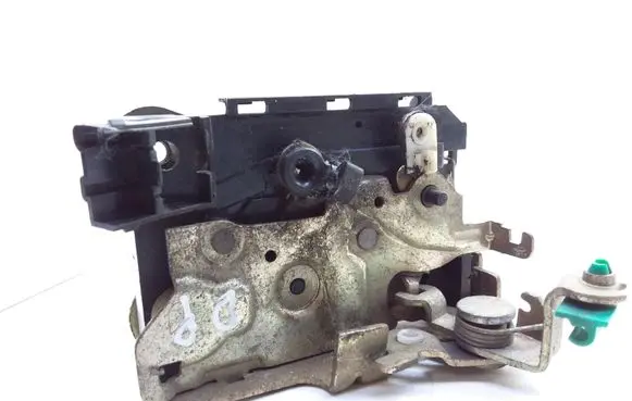 Renault Rapid Front door lock