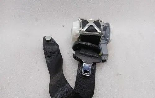 Ferrari FF Front seatbelt buckle