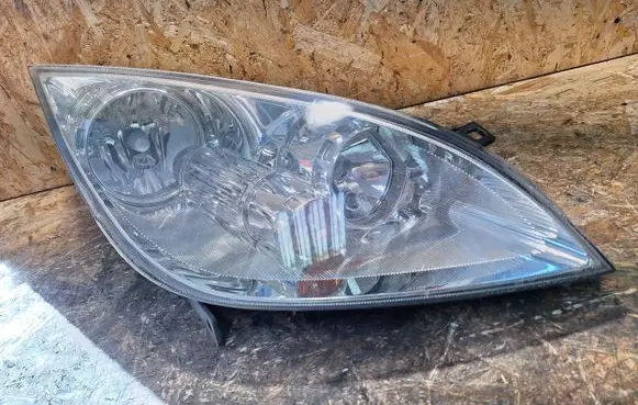 Mitsubishi Colt Headlight/headlamp 0301208202