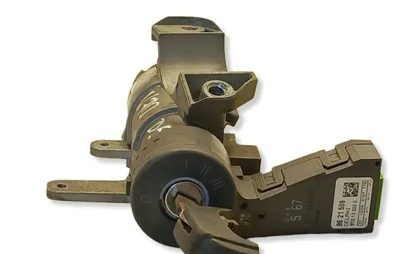 Volvo V70 Ignition lock 8621509 0157178 510130020