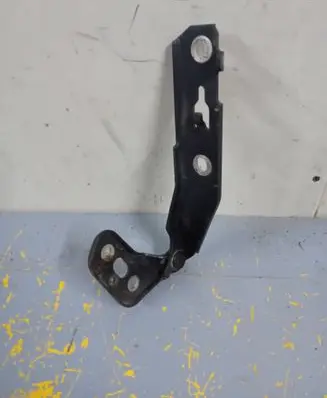 Audi A6 S6 C6 4F Engine bonnet/hood hinges 4F0823302