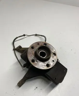 Renault Trafic III (X82) Front wheel hub