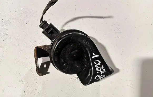 Audi A3 S3 8P Horn signal e9703881157 024148