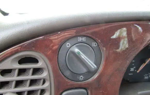 Saab 9-3 Ver1 Light switch 