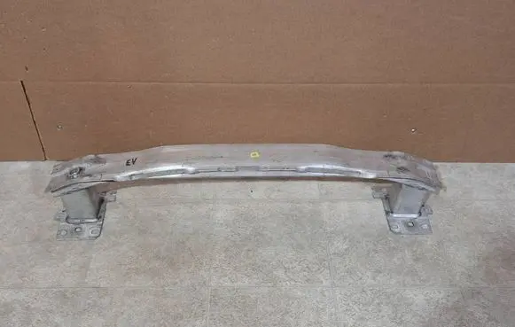 Audi A3 S3 8V Front bumper cross member 8V4807109E