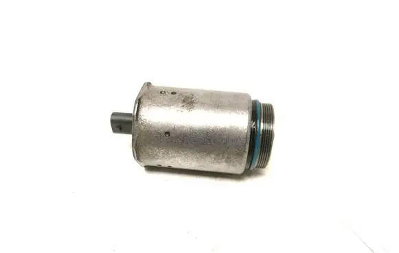Mercedes-Benz CLA C117 X117 W117 Oil pressure sensor A6511800115