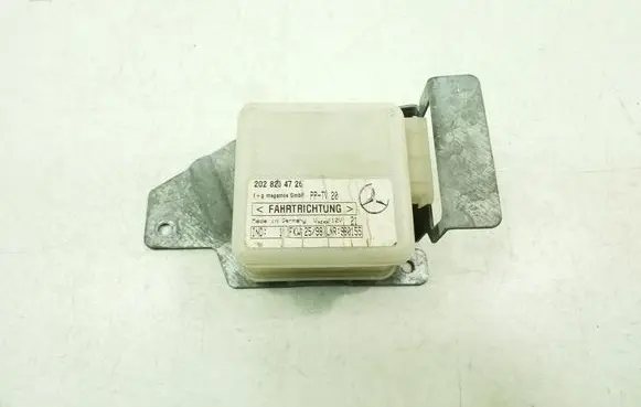 Mercedes-Benz CLK A208 C208 Other control units/modules A2028204726