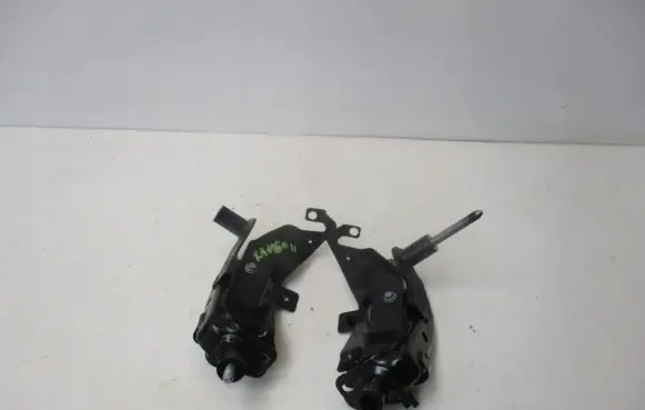 Renault Kangoo II Radiator mount bracket