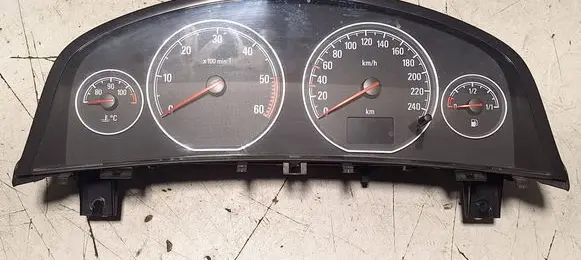 Opel Vectra C Speedometer (instrument cluster) 13278724TD