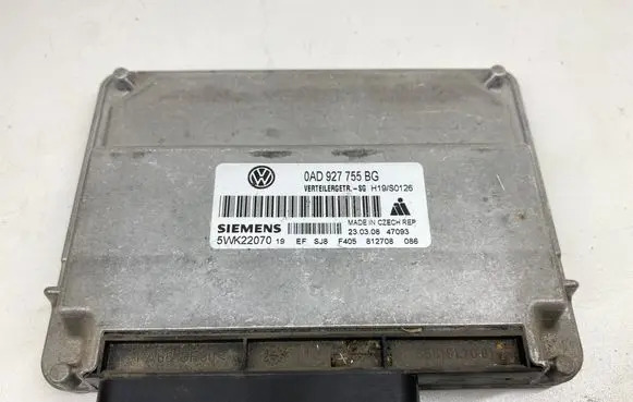Volkswagen Touareg I Transfer box differential control unit 0AD927755BG