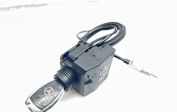 Mercedes-Benz CLK A209 C209 Ignition lock 2095453308