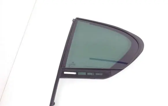Rear vent window glass