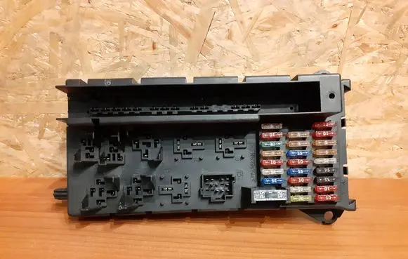 Mercedes-Benz Sprinter W906 Fuse box set A9065454701 1573