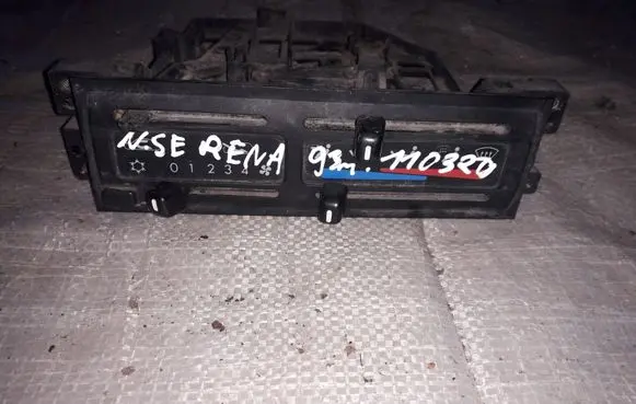 Nissan Serena Climate control unit