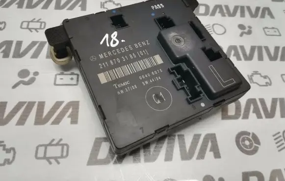 Mercedes-Benz C W203 Door control unit/module 2118703185 00406075