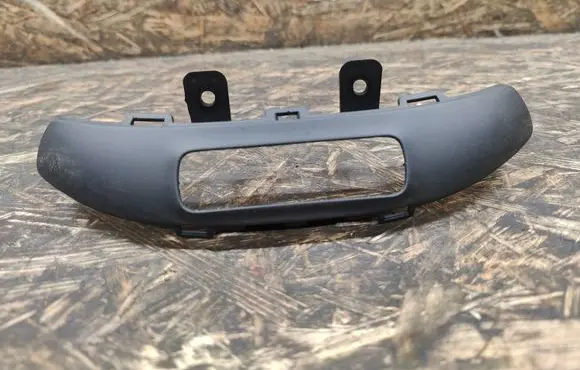 Other center console (tunnel) element