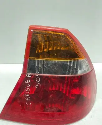 Chrysler 300M Tailgate rear/tail lights 04806693AB 048092AE BUX4822B