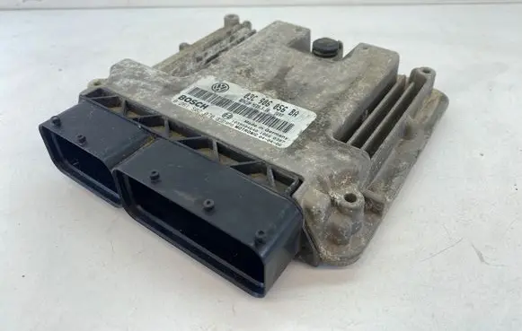 Volkswagen Golf V Engine control unit/module 03C906056BA 1039S04640 1018660387