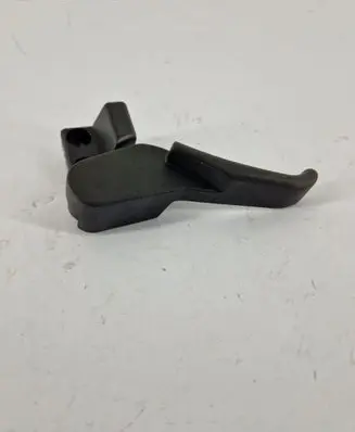 Volkswagen PASSAT B5.5 Engine bonnet (hood) release handle 3B1823533