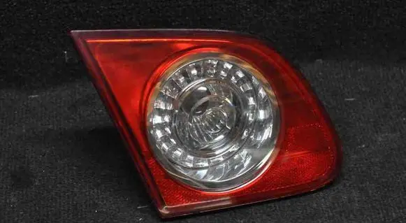 Volkswagen PASSAT B6 Tailgate rear/tail lights 3C5945093