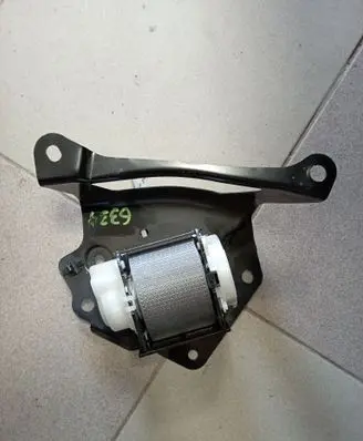 Toyota Sienna XL40 IV Rear seatbelt V070716