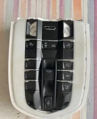 Porsche Macan (95B) Front seat light 7PP959551 7PP959728A 7PP919211E