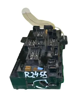 Volkswagen Golf II Fuse module 171941813D