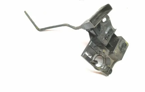 Opel Astra L Other engine bay part 9817458280