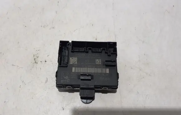 Porsche Panamera (971) Door control unit/module 4M1959792D