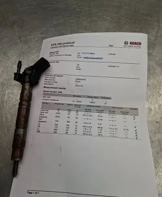 Mercedes-Benz R W251 Fuel injector A6420700587 0986435