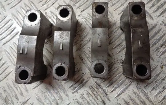 Peugeot 2008 I Crankshaft Holder 