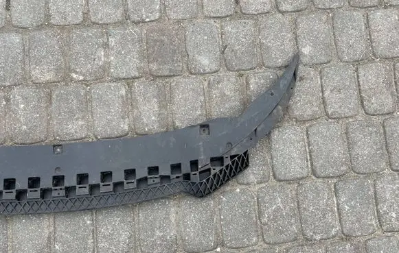 Honda CR-V Front bumper lip 8P0807233 8PO807233