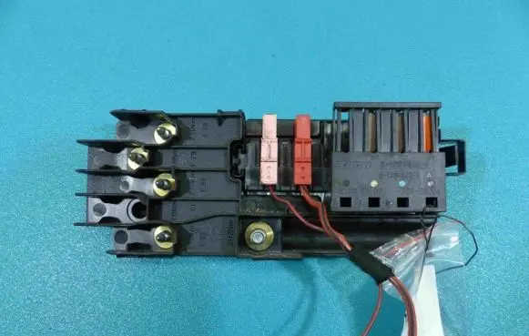 Mercedes-Benz ML W164 Fuse box set 2115452601 IMPRK843627