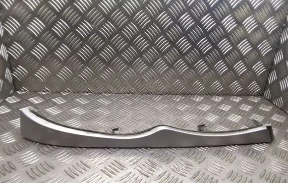 BMW 3 E46 Under headlight/headlamp trim 51137030554