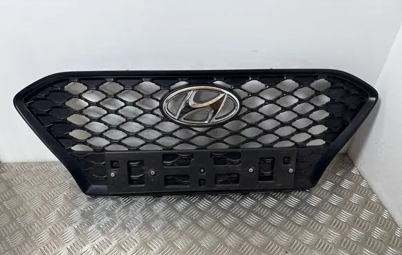 Hyundai Kona I Front bumper upper radiator grill 86352J9000 86357J9000 86356J9000