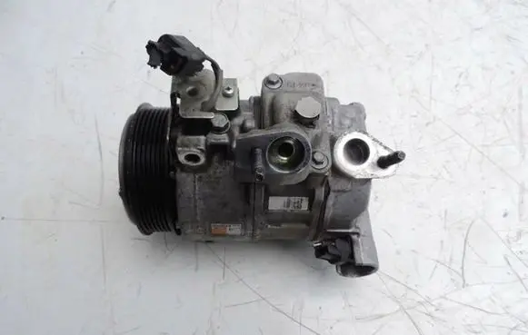 Ford Kuga II Air conditioning (A/C) compressor (pump) DS7H19D629HF