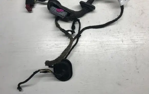 Opel Meriva B Rear door wiring loom 13292707