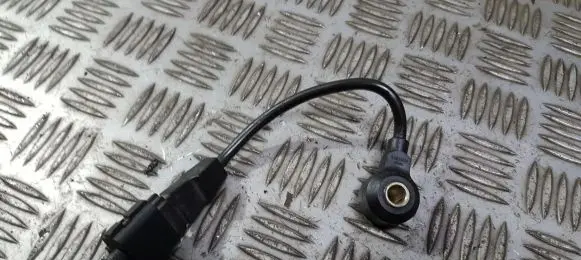 Volkswagen Polo Detonation knock sensor 06A905377D