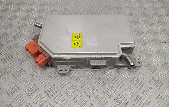 Polestar 2 Voltage converter inverter 32325329