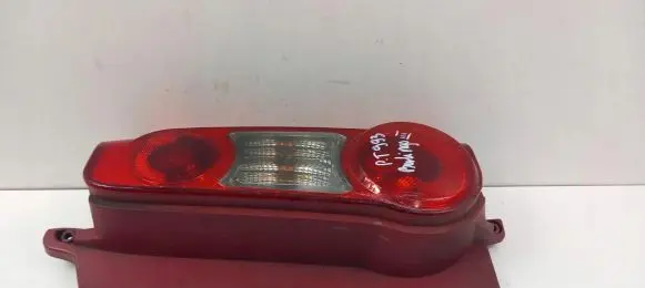 Peugeot Partner Rear/tail lights
