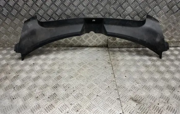 Audi A6 S6 C6 4F Radiator trim 4F0807081