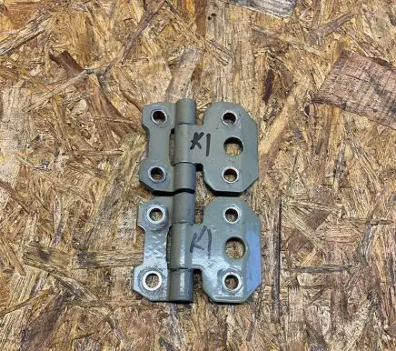 Mercedes-Benz 190 W201 Front door upper hinge
