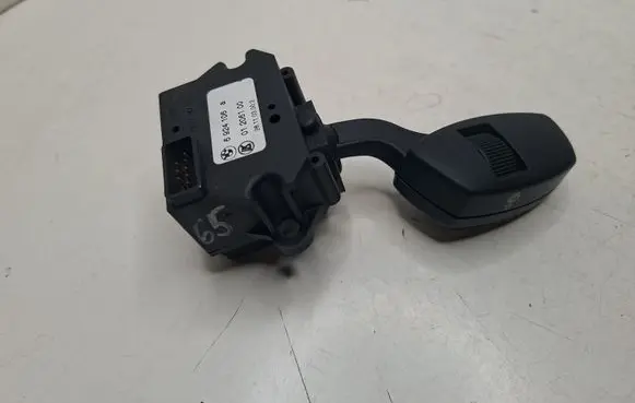 BMW 5 E60 E61 Wiper control stalk 6924106 01206100