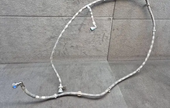 Audi Q7 4M Headlight washer hose/pipe 4M0955970B