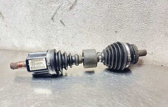 Volvo C70 Front driveshaft P8689238 T020423