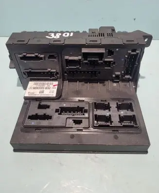 Mercedes-Benz E W211 SAM control unit 2115453801