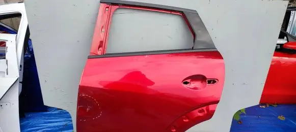 Mazda CX-3 Rear door
